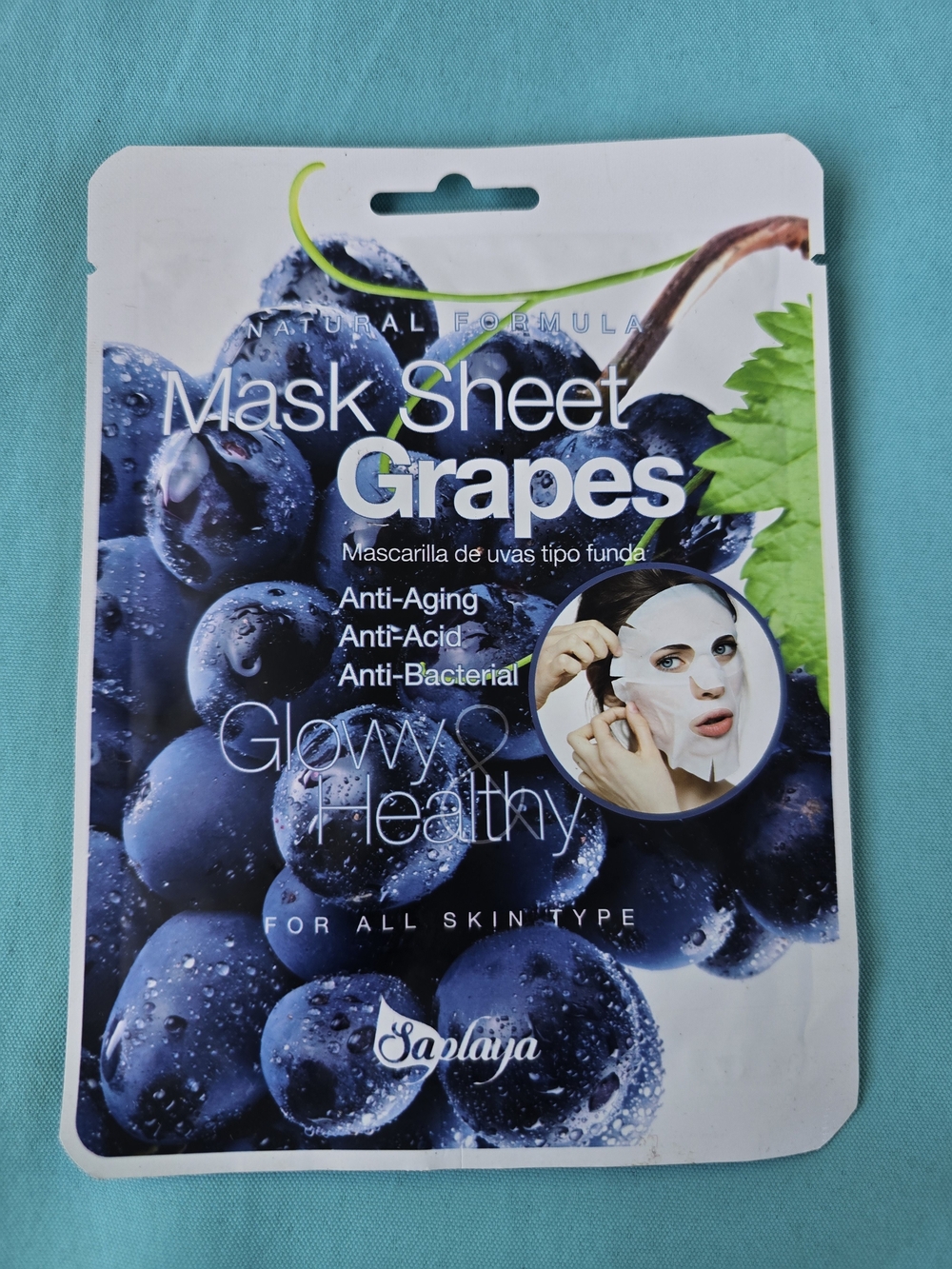 Kate Spade Wristlet, Lip Mask, Face Mask, & Earrings - Picture 9 of 11